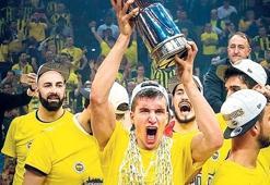 Van Persie, Lens olmadı ama Ekpe Udoh ihya etti