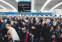 Londra havalimanında 3. kaos!
