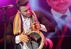 Mustafa Ceceli'den darbuka şov!