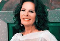 Hülya Koçyiğit: Taburcu olmam sürekli öteleniyor!