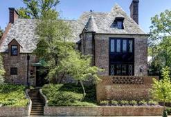 Obamalar Washington'da kalmaya niyetli! 8 milyon dolar verdiler!