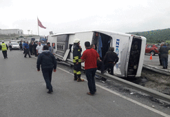 Askerleri taşıyan otobüs devrildi: 47 yaralı