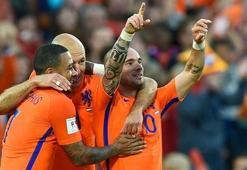 Wesley Sneijder tarihe geçti