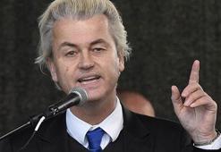 Hollanda'da kriz büyüyor
