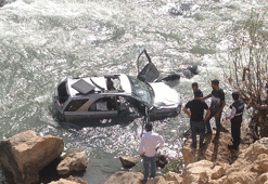 Cip, Zap Deresi'ne uçtu: 1 ölü, 5 yaralı, 3 kayıp