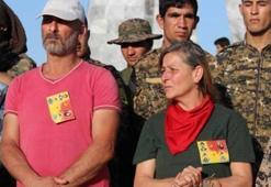 Kırmızı fularlı teröristin anne ve babası gözaltına alındı