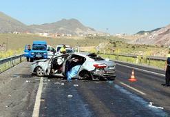 Kayseri'de feci kaza: 2 ölü 3 ağır yaralı