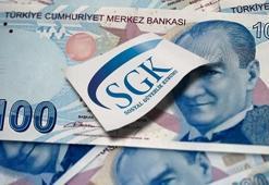 SGK'nın tüm birim ve sistemleri saat 24.00'e kadar açık olacak