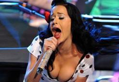 Katy Perry’den Niall Horan'a: Annen yaşındayım