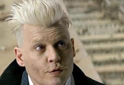 Johnny Depp kötü adam rolünde