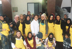 Mülteci kadınların elinden tutan Mardinli şef finale kalan ilk Türk oldu!