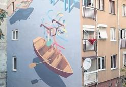 Kadıköy’ün apartmanları sanatla buluşuyor