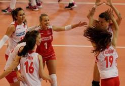 A Milli Bayan Voleybol Takımı ikinci maçında galip