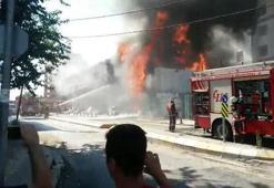 İstanbul'da yangın! Ekipler seferber...