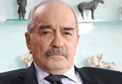 Cenazede gergin dakikalar! Kızıyla ünlü oyuncu tartıştı