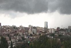 İstanbul’da gündüz geceye döndü!