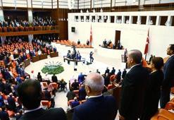 Meclis'te tarihi oturum yapıldı