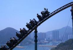 İspanya'da lunaparkta hız treni kazası: 33 yaralı