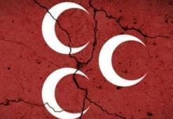 MHP Baklan İlçe Teşkilatında 25 istifa