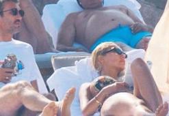 Rüştü’den bikini uyarısı