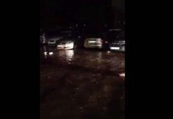 Depremden sonra deniz suyu yükseldi