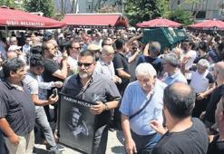 Gözyaşlarıyla  uğurlandı