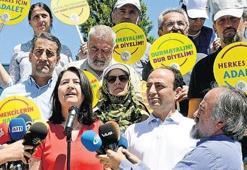 Necmettin öğretmenin öldürülmesini kınadı