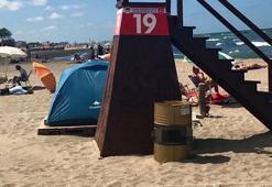 Karadeniz'de içi sıvı dolu variller bulundu