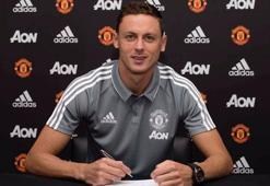 Manchester United, Matic'i kadrosuna kattı