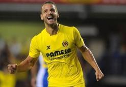 Soldado imzaya kaldı
