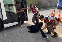 57 kişilik otobüsten 157 kaçak çıktı