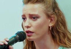 Serenay Sarıkaya dondu kaldı!
