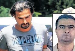 Saçlarını uzatıp top sakal bırakmış!