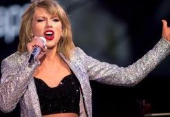 Taylor Swift 1 dolarlık davayı kazanınca bakın ne yaptı?