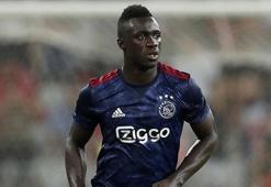 Tottenham'a Kolombiyalı savunmacı