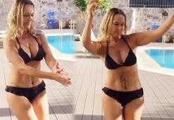 Hülya Avşar'ın bikinili pozu olay oldu!