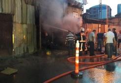 Kurban Bayramı için beslenen hayvanlar çıkan yangında telef oldu