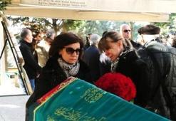 Annesini boğarak öldüren kadın hakkında 3. kez mütalaa verildi