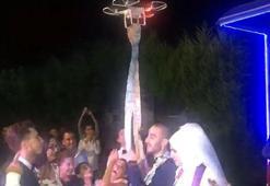 Düğünde görenleri şaşırtan durum! Takı sırasına girmek istemeyince...