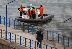 Rusya'da facia! Otobüs denize düştü! Onlarca ölü