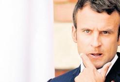 Fransa’da Macron’a ‘makyaj’ tepkisi
