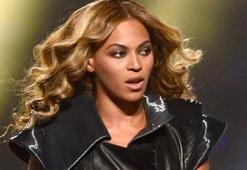 25. Bond filminin şarkısı Beyonce'den