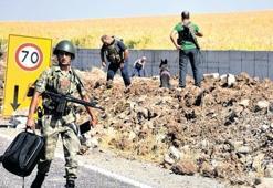 Diyarbakır’da bombalı tuzak: 2 sivil şehit