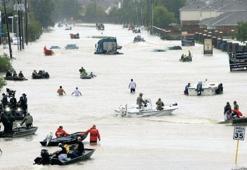 Harvey kasırgasının maliyeti en az 30 milyar dolar