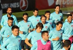 A Milli Futbol Takımı, Ukrayna'ya gitti