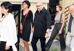 Mutlu aile tablosu