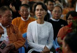 Myanmar Devlet Başkanı katliamlara 'sahte' dedi!