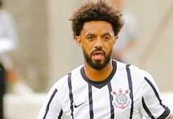 Cristian Baroni imzayı attı!