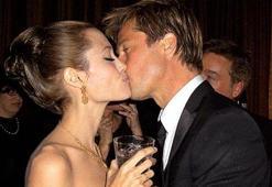 Brad Pitt ve Angelina Jolie barıştı!