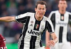 Lichtsteiner Beşiktaş'ı reddetti